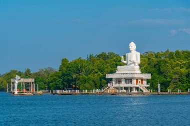 Sri Lanka 'daki Bentota Udakotuwa Tapınağı.
