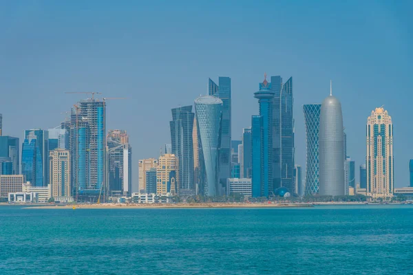 Skyline Faba Столица Катара — стоковое фото