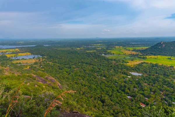 Vista Aérea Del Paisaje Verde Cerca Montaña Mihintale Sri Lanka — Foto de Stock