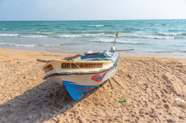 Trincomalee, Sri Lanka 'da balıkçı tekneleri.