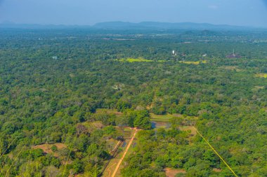 Sri Lanka 'daki Sigirya bahçelerinin havadan görünüşü.