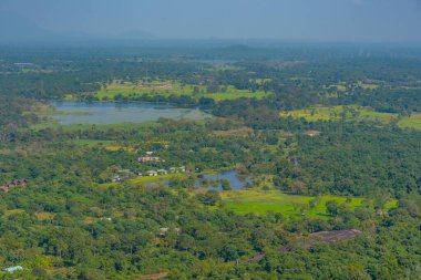 Sigiriya, Sri Lanka yakınlarındaki hava manzarası.