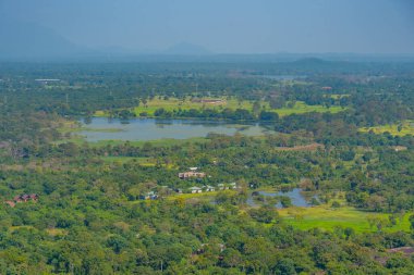 Sigiriya, Sri Lanka yakınlarındaki hava manzarası.