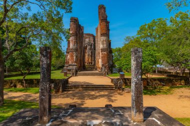 Polonnaruwa, Sri Lanka 'daki lankatilaka kalıntıları.