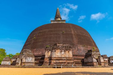 Sri Lanka 'daki Polonnaruwa' da Rankot Vihara.