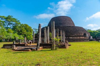 Sri Lanka 'daki Polonnaruwa' da Pabalu Vihara.