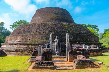 Sri Lanka 'daki Polonnaruwa' da Pabalu Vihara.