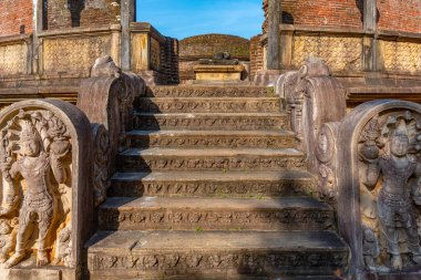Polonnaruwa harabelerinde vatadaj kalıntıları, Sri Lanka.