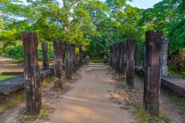 Polonnaruwa, Sri Lanka 'daki kraliyet sarayındaki konsey odası..