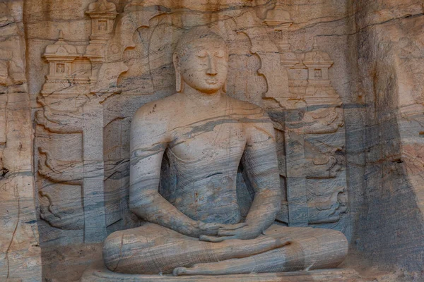 スリランカのポロンナルワにあるGalvihara神社の仏像 — ストック写真