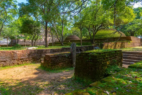 Estupa Funeraria Ruinas Polonnaruwa Sri Lanka — Foto de Stock