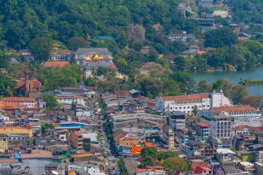 Kandy, Sri Lanka 'daki kutsal diş kalıntılarının hava manzarası..