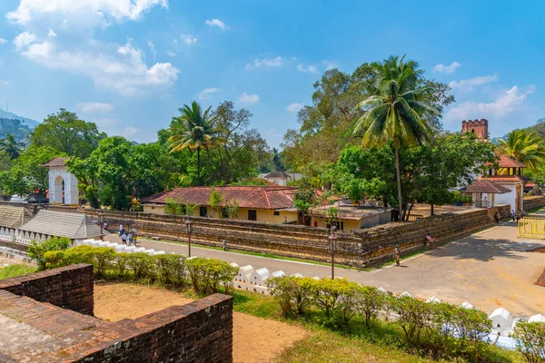 Vue Des Jardins Menant Temple Relique Dents Sacrées Kandy Sri — Photo