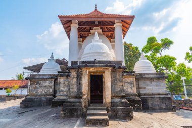 Kandy, Sri Lanka yakınlarındaki Gadaladeniya tapınağı.