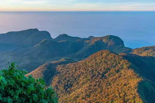Vista Del Amanecer Sobre Sri Lanka Desde Pico Adán —  Fotos de Stock