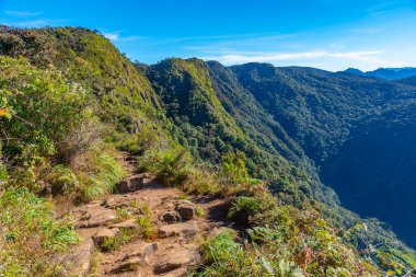 Sri Lanka 'daki Horton Plains Ulusal Parkı' nda dünyanın sonu..