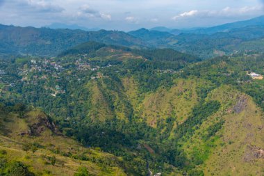 Ella Rock 'tan Sri Lanka dağlarının Panorama manzarası.