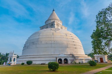 Sri Lanka 'da Tissamaharama Stupa.