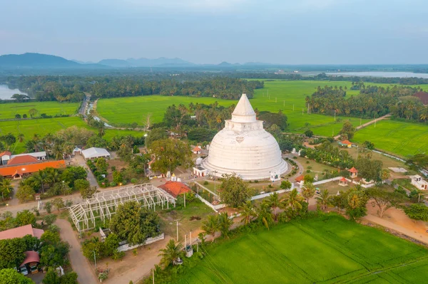 Stupa Tissamaharama Sri Lanka — Photo