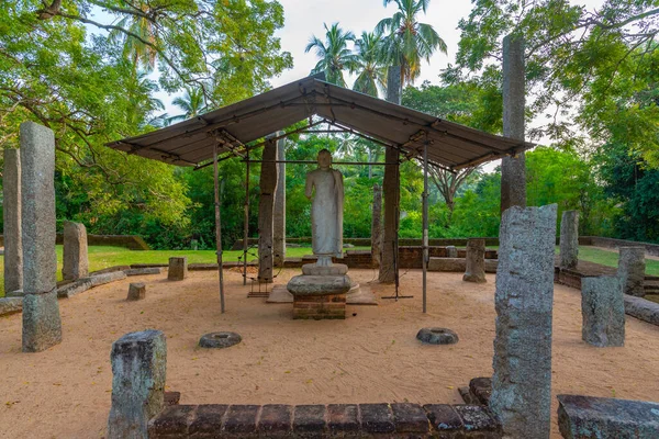 Ruïnes Van Een Oud Beeldhuis Tissamaharama Sri Lanka — Stockfoto