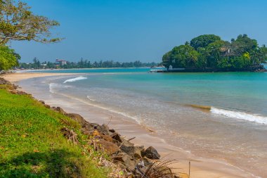 Taprobane Adası ve Sri Lanka 'daki Weligama Sahili.