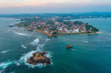 Sri Lanka 'da bir kasaba olan Galle' nin günbatımı manzarası.
