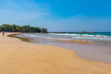 Sri Lanka 'daki Bentota sahilinde güneşli bir gün..