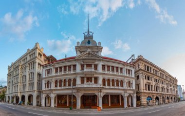 Sri Lanka, Colombo 'nun sömürge bölgesinde Whiteaways binası.