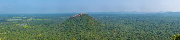 Roccia Pidurangala Vicino Alla Fortezza Sigiriya Sri Lanka — Foto Stock