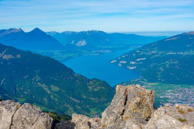 İsviçre 'de Thunersee Panoraması.