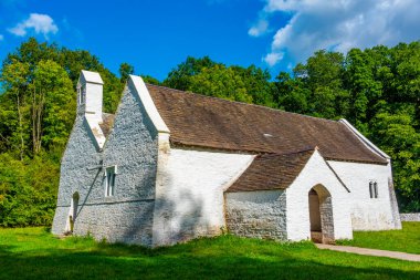 St. Fagans Ulusal Tarih Müzesi 'ndeki Saint Teilo Kilisesi.
