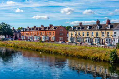 Galler 'in başkenti Cardiff' in yanındaki tuğla binalar.