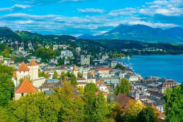 Набережная Озера Люцерн Церковью Люцерне Швейцария — стоковое фото