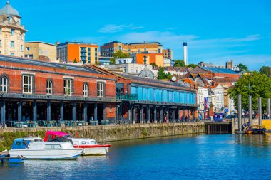 İngiltere 'nin Bristol kentindeki Avon' da Bordeaux rıhtımı.