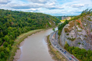 Bristol 'daki Avon geçidi Clifton Askı Köprüsü' nden görüntülendi.