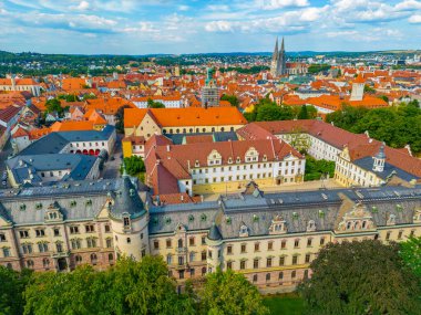 Almanya 'nın Regensburg kentindeki Saint Emmeram Sarayı manzarası.