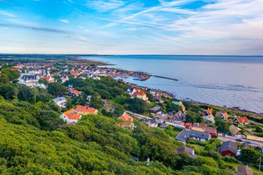 İsveç 'teki Molle köyünün havadan görünüşü.