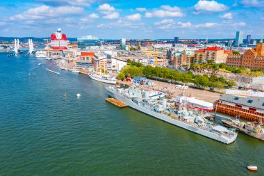 Lilla Bombacı İnşa, Askeri gemi Küçük ve Barken Viking gemisi Göteborg şehrinde..