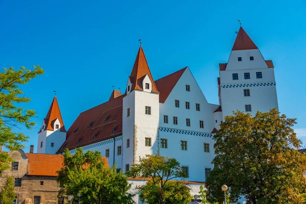 Dia Ensolarado Novo Castelo Cidade Alemã Ingolstadt — Fotografia de Stock