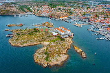 İsveç 'in Kungshamn kentinin Panorama manzarası.