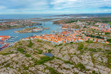 İsveç 'in Kungshamn kentinin Panorama manzarası.