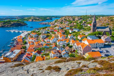 İsveç 'in Fjallbacka kentinin Panorama manzarası.