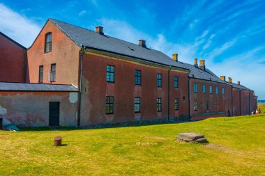 İsveç 'in Varberg kentindeki kalenin avlusunda..