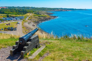 İsveç 'teki Varberg kalesinde toplar..