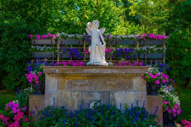 İsveç 'teki Solliden Sarayı' ndaki bahçeler.