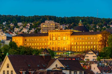 İsviçre Federal Teknoloji Enstitüsü 'nün (Almanca: ETH) görüntüsü. ETH Zürih bir mühendislik, bilim, teknoloji, matematik ve yönetim üniversitesidir...