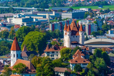 İsviçre 'nin Thun kasabasının Panorama manzarası.