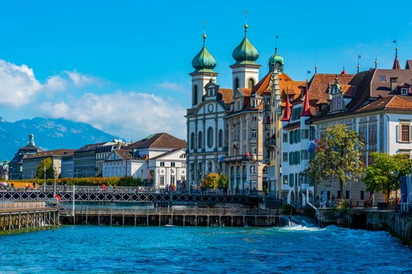 Άποψη Του Αγίου Φραγκίσκου Xavier Εκκλησία Στην Ελβετική Πόλη Luzern — Φωτογραφία Αρχείου