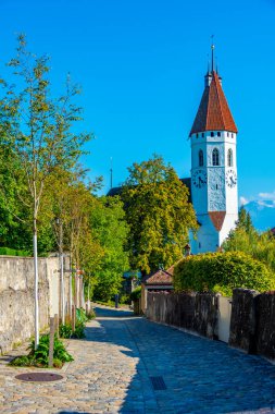 İsviçre 'nin Thun kasabasında Stadtkirche.