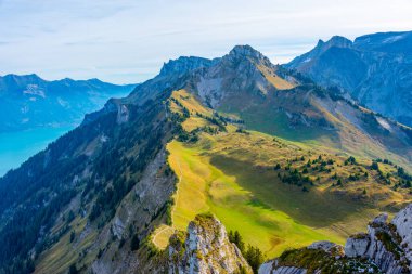 İsviçre Loucherhorn 'dan Bernese Alpleri' nin Panorama manzarası.